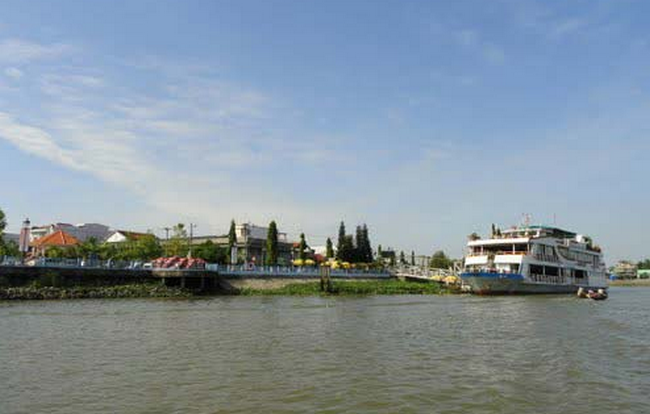 Sông Tiền ở Vĩnh Long